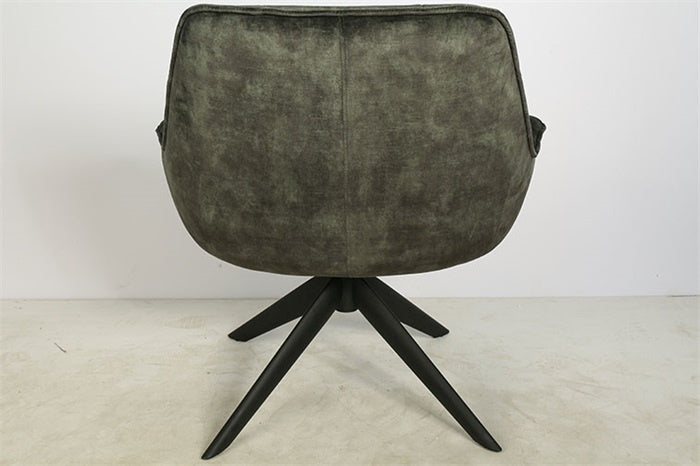 Groene fauteuil met hoge rug en zwarte draaipoten
