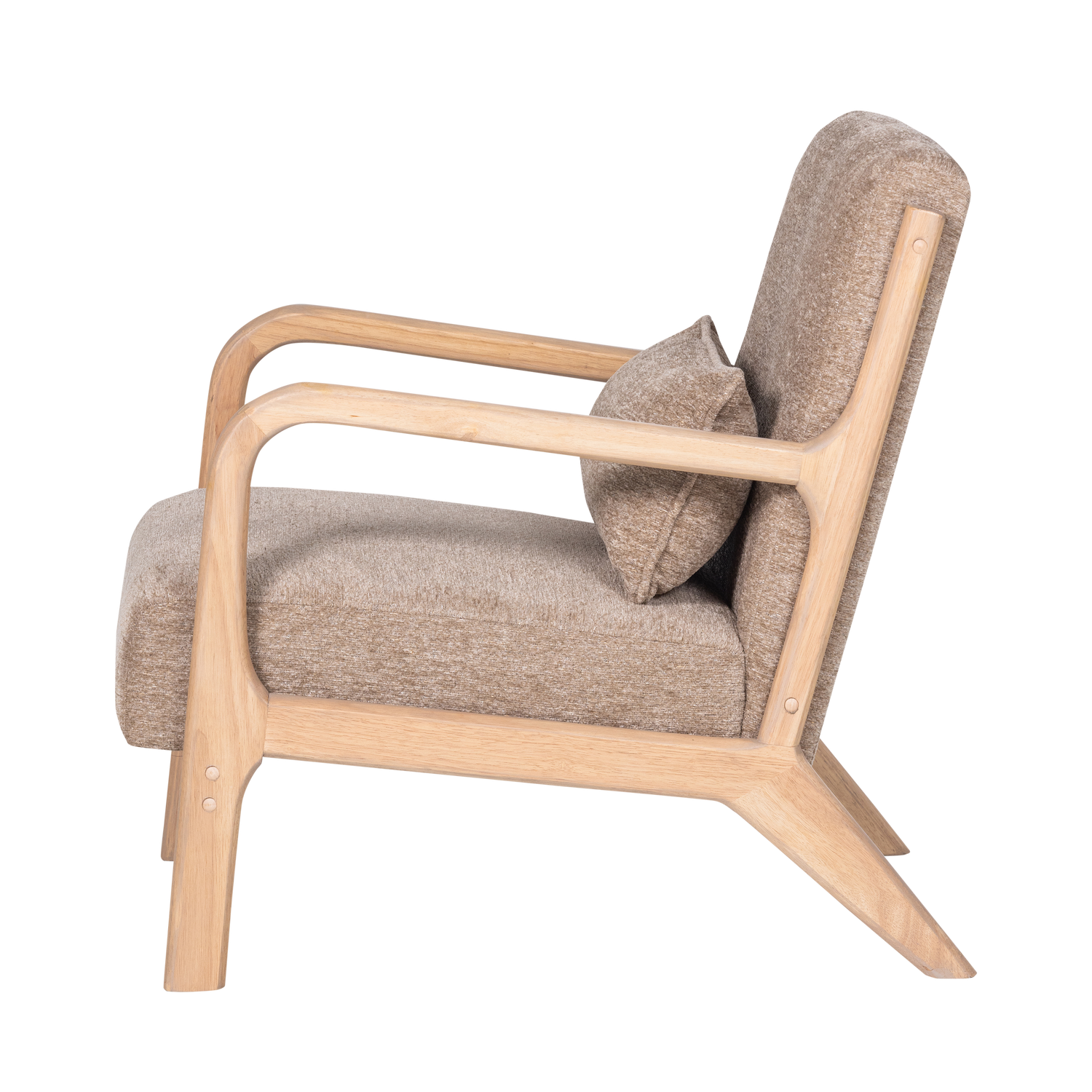 Zandkleurige chenille fauteuil in zijaanzicht met opgestikte rugkussen.