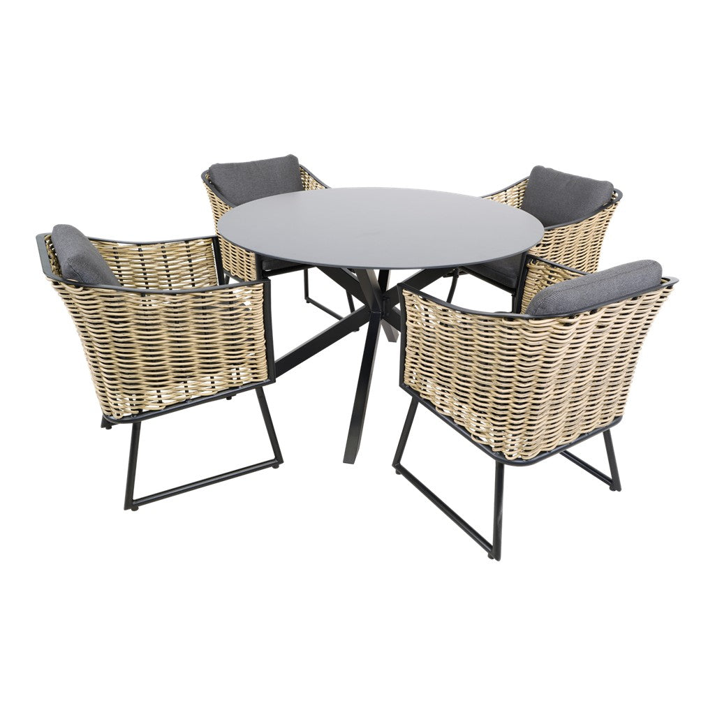 Ronde eettafel Ø120 cm met 4 beige vlechtstoelen en grijze zitkussens