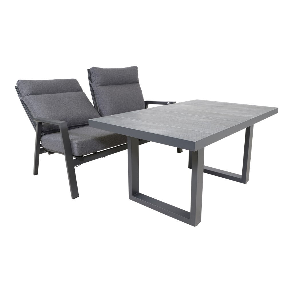 2-zits loungebank met donkergrijze kussens en zwart frame, met grijs tafelblad
