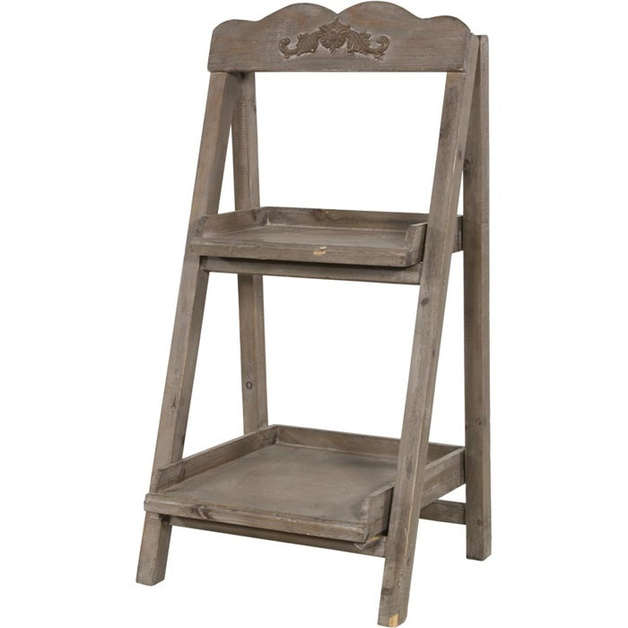 Bruine houten etagère met twee legplanken en ladderframe aan de zijkant