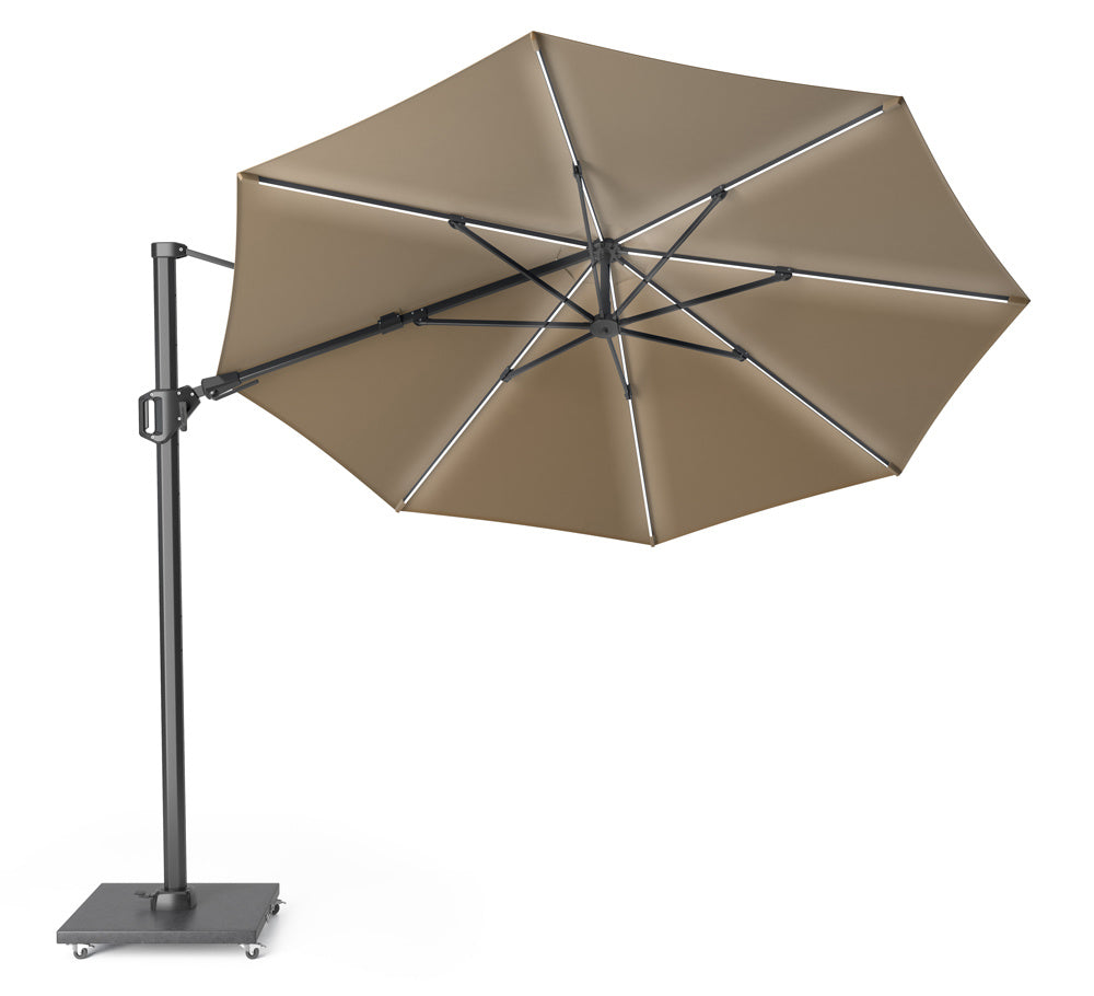 Taupe zweefparasol met open doek en metalen kruisframe