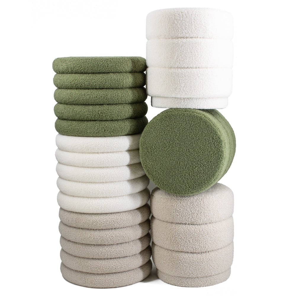 Poef met opbergruimte van teddy stof, groen en licht beige met los deksel.