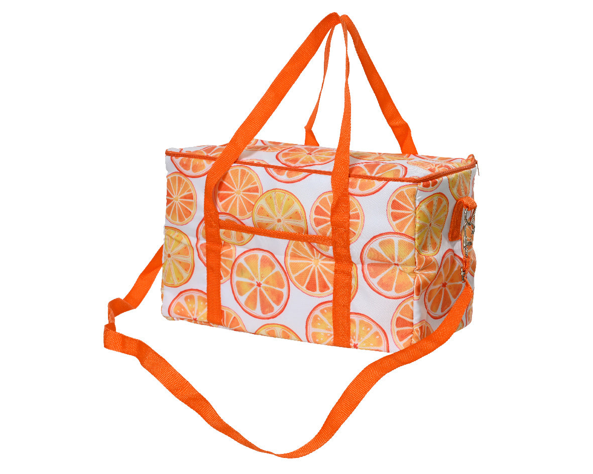 Koeltas van polyester met fruitprint, oranje draagriemen en top-sluiting.