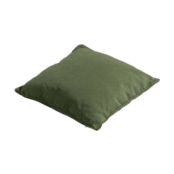 Groen sierkussen 45x45 van Panama stof, vierkant, met zichtbare naden.