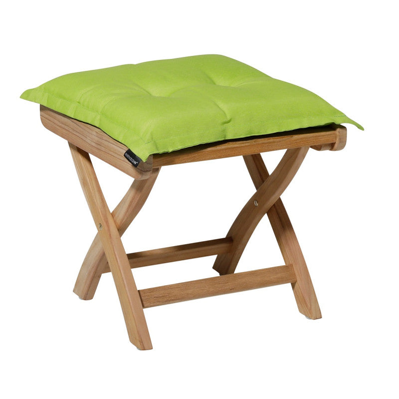 Limoen groene vierkante zitkussen 50x50 cm op houten kruk met middenplooien