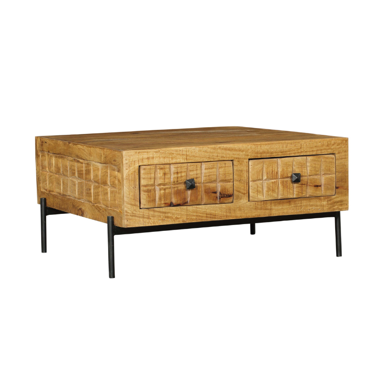 Houten salontafel met twee ladefronten en zwarte pootjes, schuine hoek