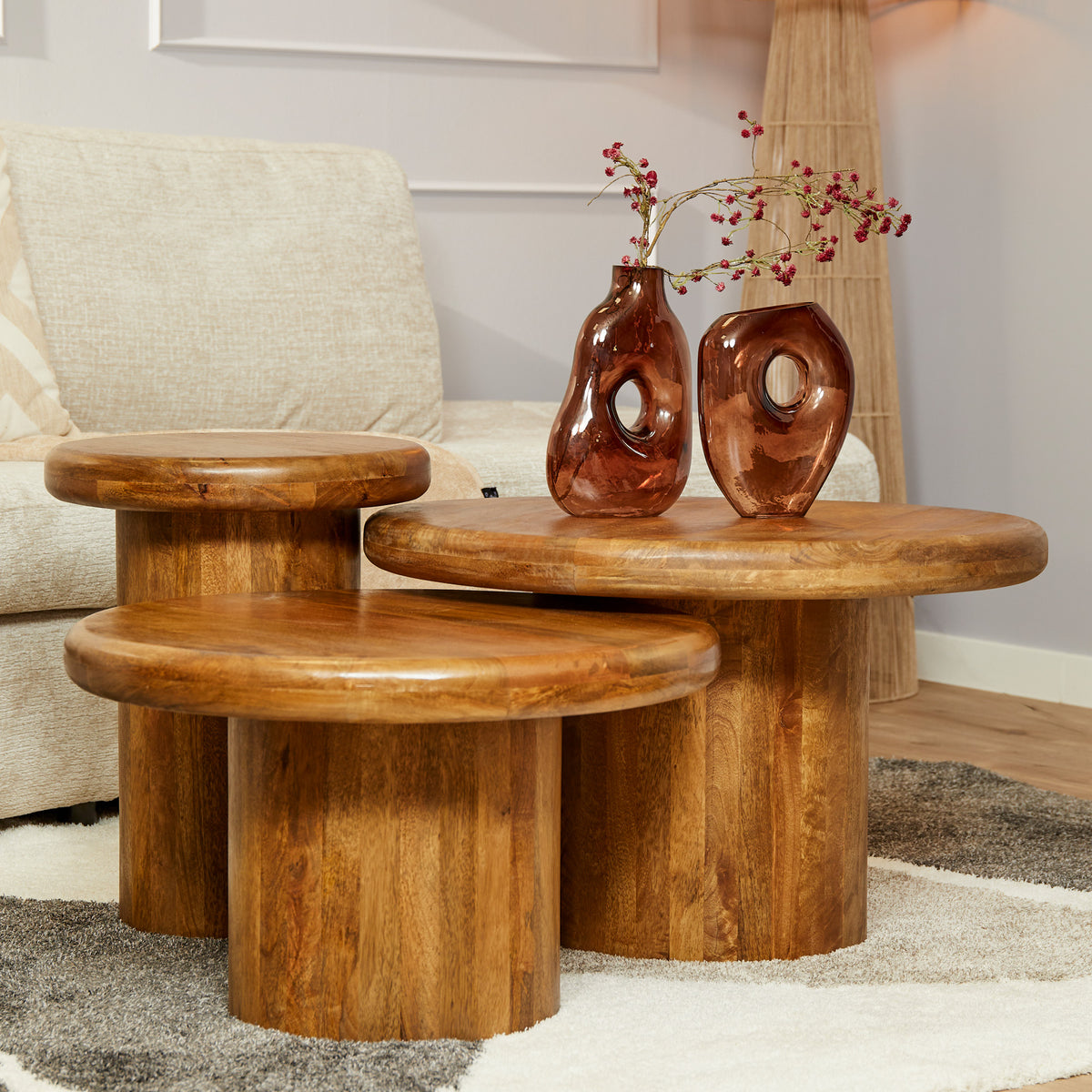 Ronde houten salontafelset (set van 3) met dikke bladen en cilindrische poten