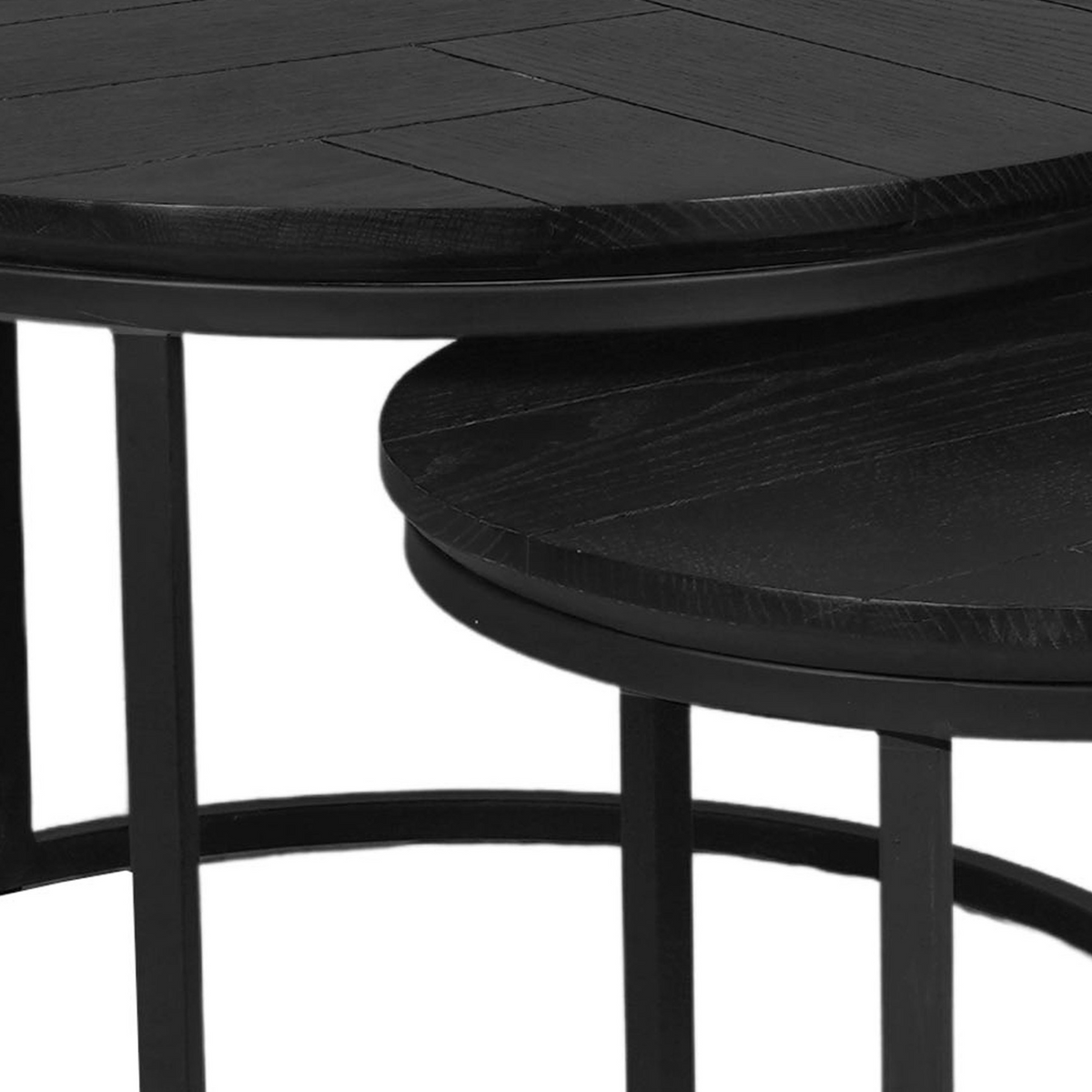 Zwarte salontafel met rond blad, afgeronde rand en zwart metalen poten