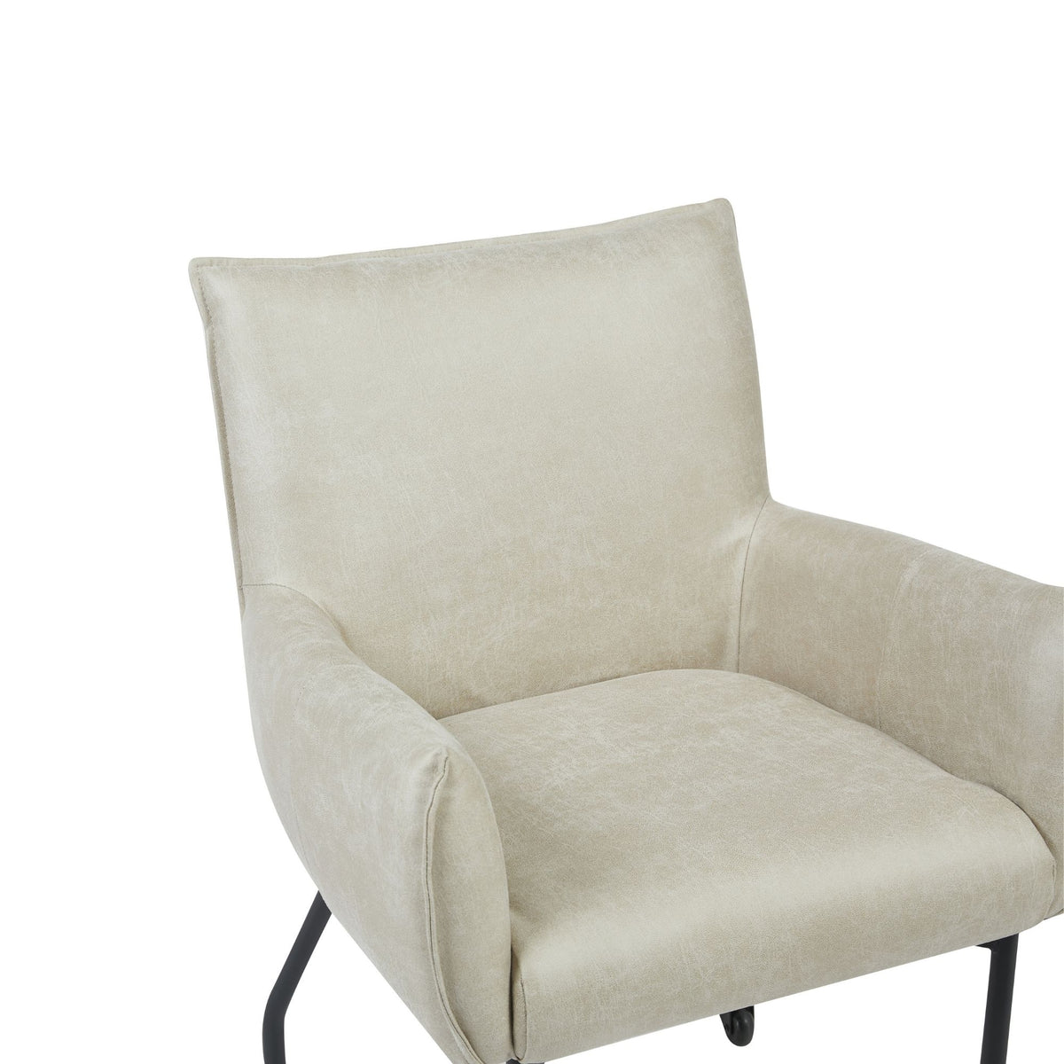 Eetkamerstoel met beklede armleuningen en lichtbeige zitting, zwarte poten met wielen
