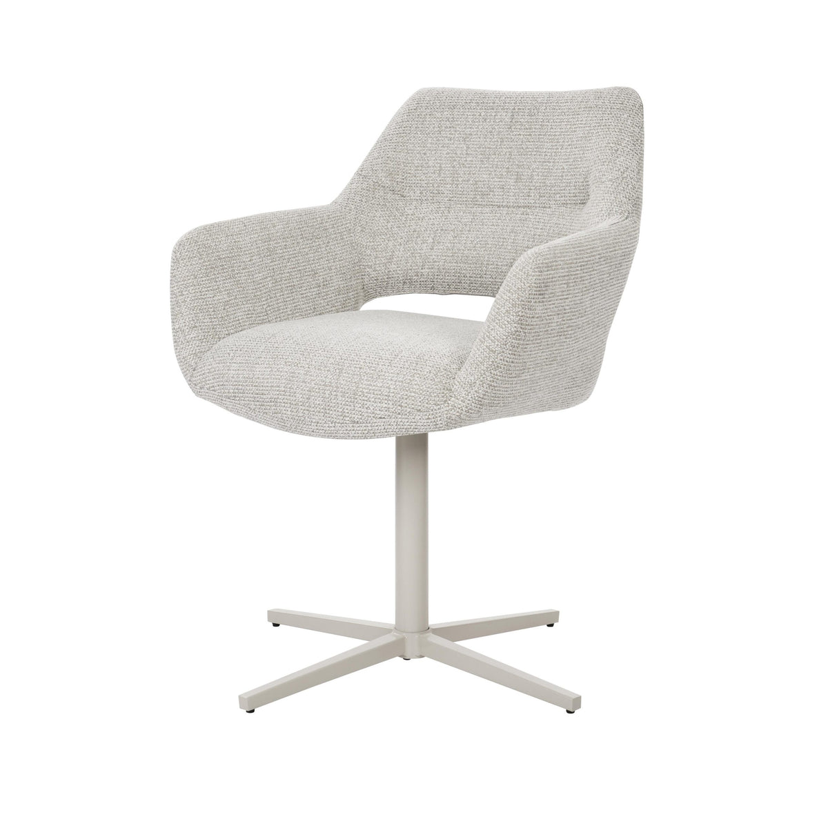 Draaibare eetkamerstoel met beige stof, lage rug en brede armleuningen, wit kruisframe
