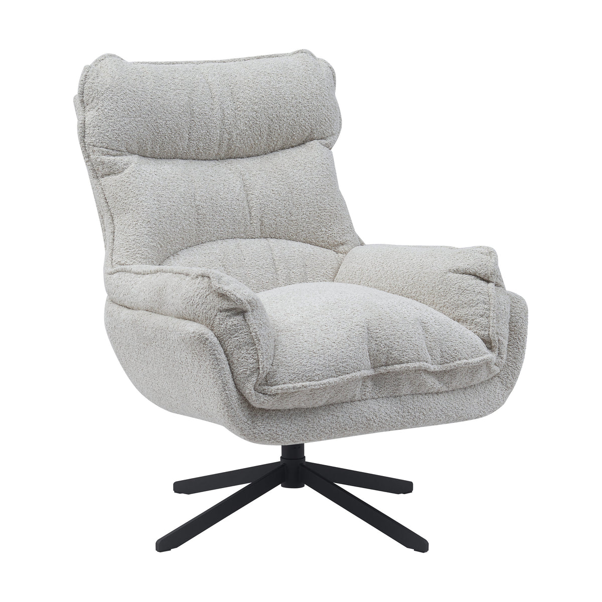 Draaifauteuil in gebroken wit met hoge rug, brede armleuningen en zwarte stervoet.