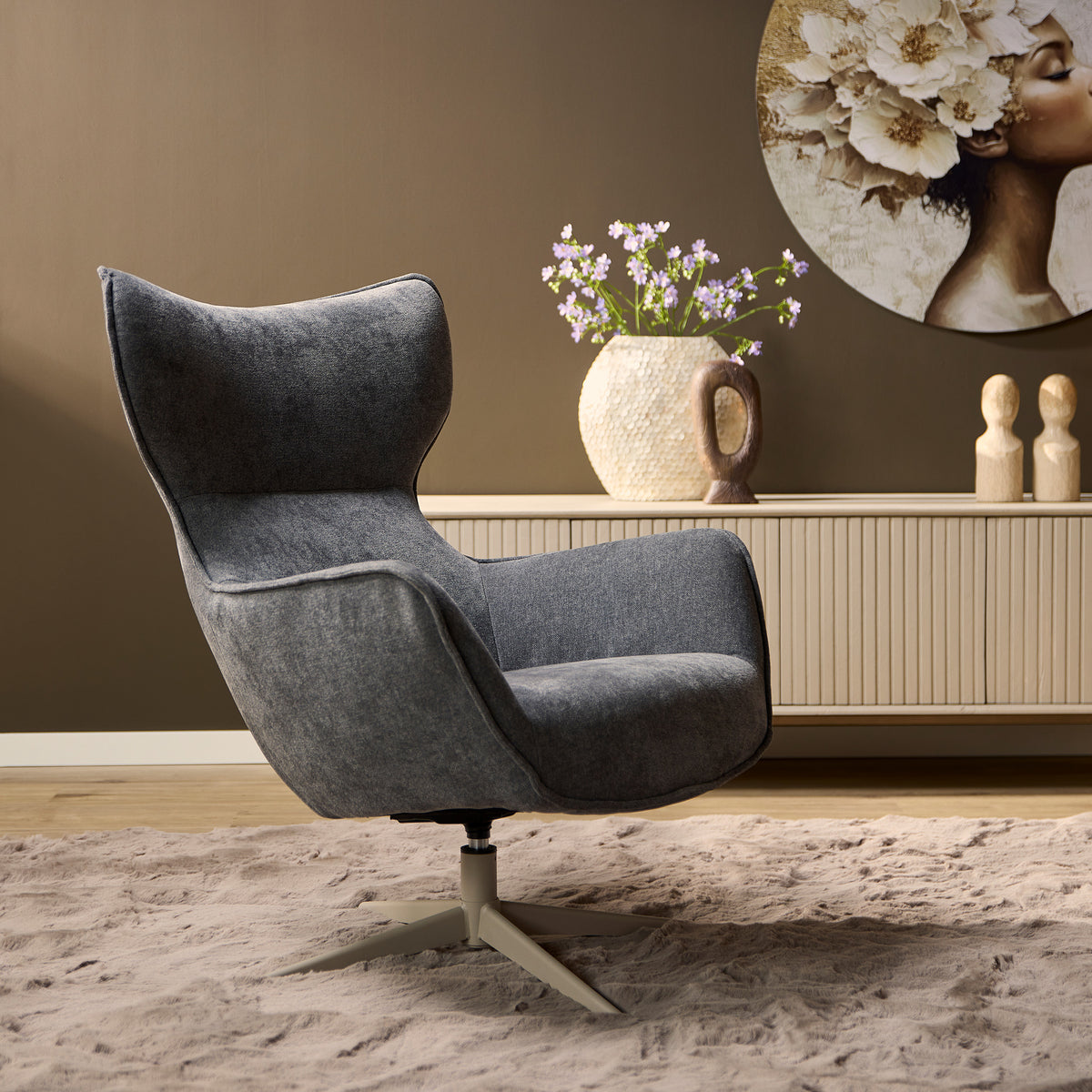 Antraciet fauteuil met hoge rug en draaivoet, grijze stof