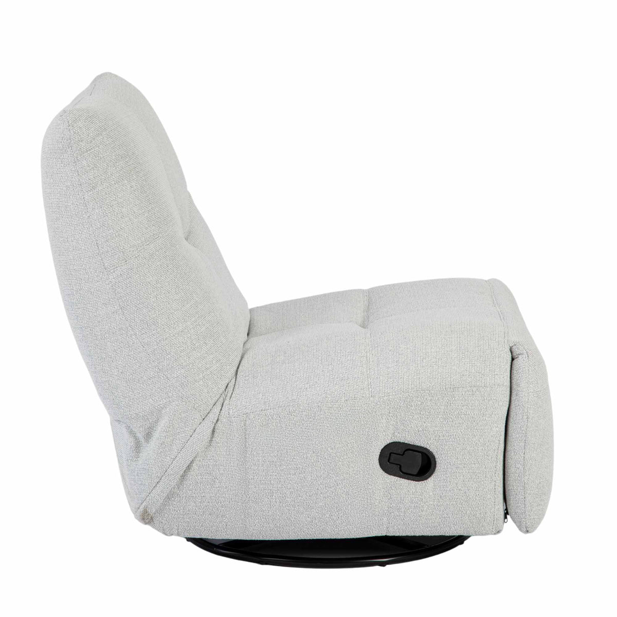 Lichtgrijze relaxfauteuil half-open met bedienknop op de zijkant