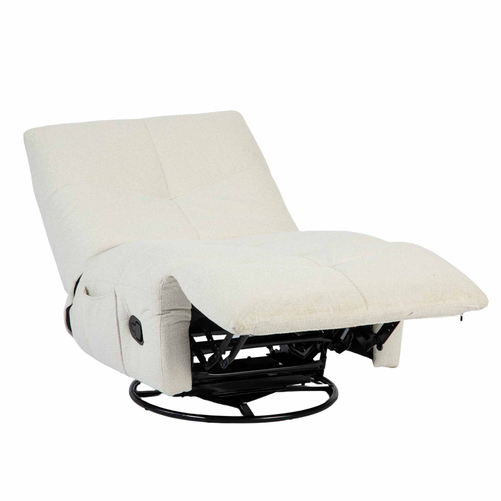 Relaxfauteuil in ligstand, licht beige bekleding, zwarte schommelbasis en mechaniek.