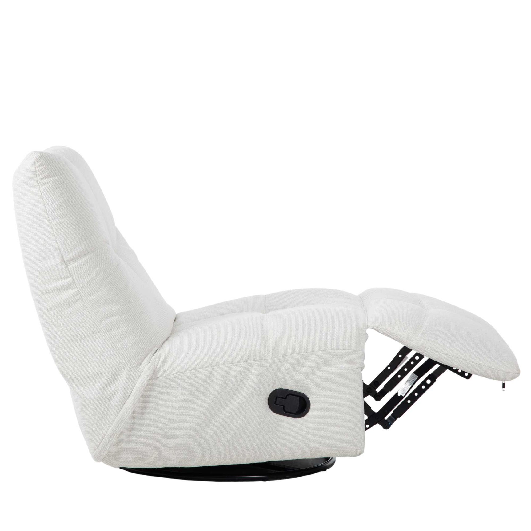 Relaxfauteuil met opengelegde voetensteun, lichte stof en zwarte bedieningsknop aan de zijkant.