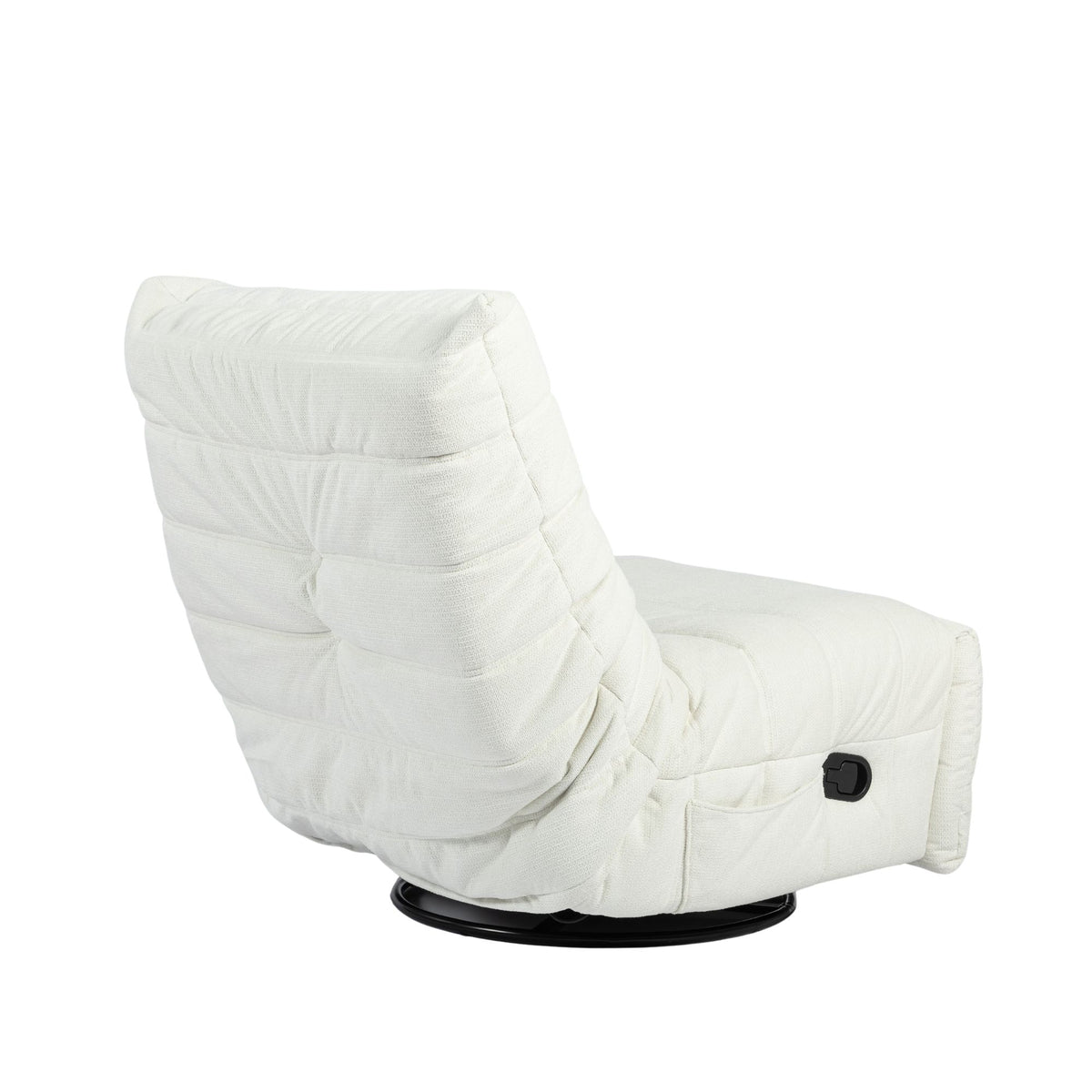 Relaxfauteuil in relaxstand met lichtgekleurde stoffering, zwarte bedieningsknop en draaivoet