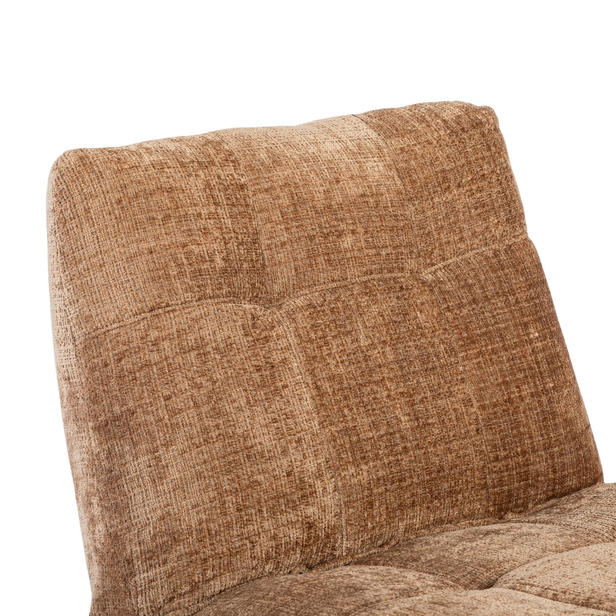 Kaneel relaxfauteuil detail van rugleuning, bruin geweven stof met duidelijke naden.