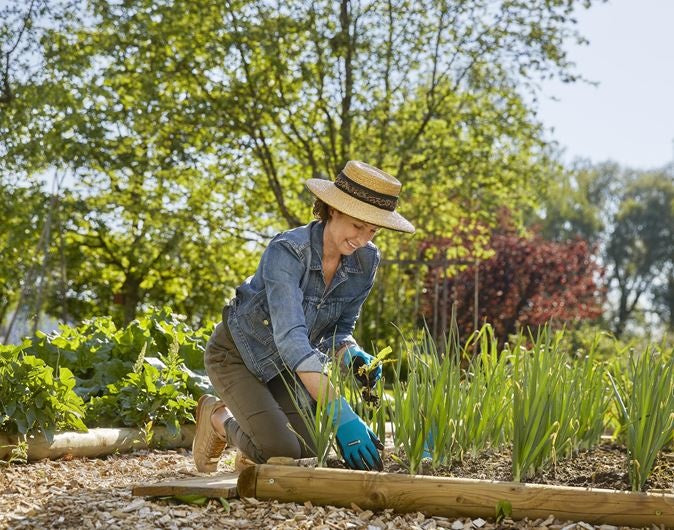 Gardena plant- en bodemhandschoenen XL, turquoise handschoenen aan de handen