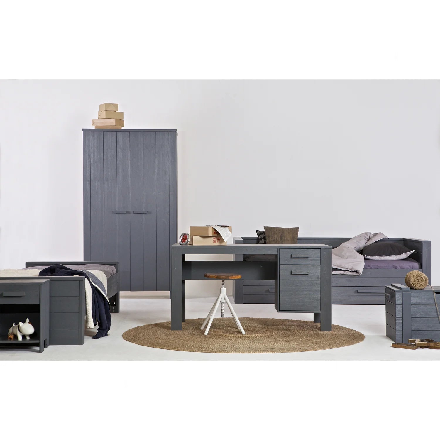 WOOOD - Dennis bureau grenen geborsteld steel grey [FSC]