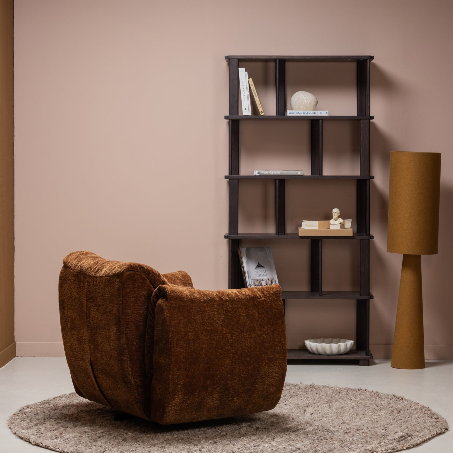 BAGGY DRAAIFAUTEUIL 3D CHENILLE MIDDENBRUIN