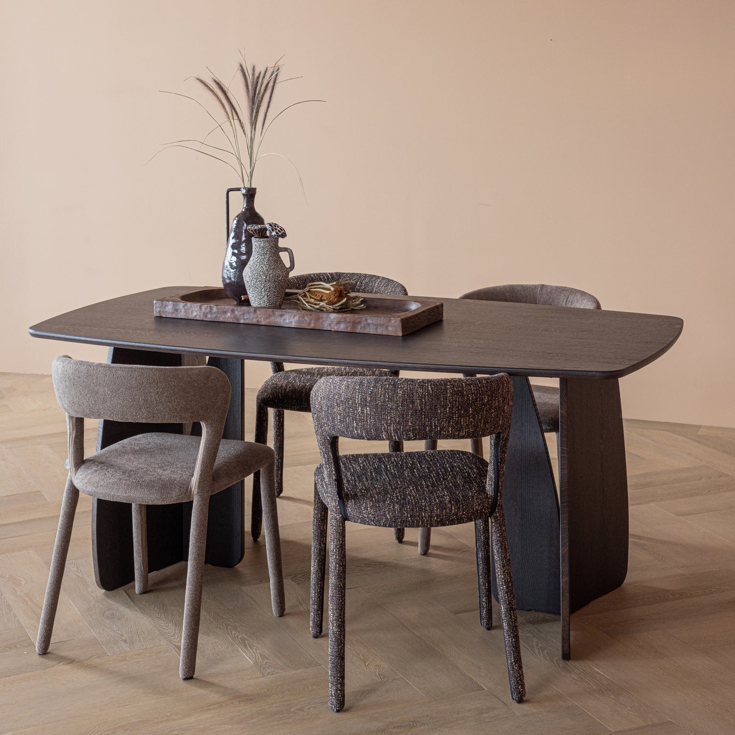 NOBLE EETKAMERSTOEL TAUPE