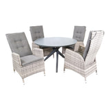 Ronde eettafel Ø120 cm met 4 licht beige vlechtstoelen en grijze zitkussens