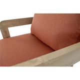 Zijaanzicht bank met terracotta kussen en beige houten rand, inclusief afgeronde armleuning