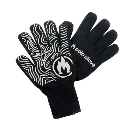Handschoenen van Solo Stove, zwarte handschoen met wit golfpatroon en vlamlogo