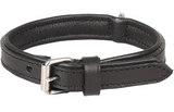 Gevoerde zwarte halsband met metalen gesp en D-ring, breedte 18 mm