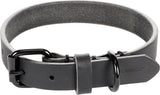 Zwarte lederen halsband met gespsluiting en ringetjes