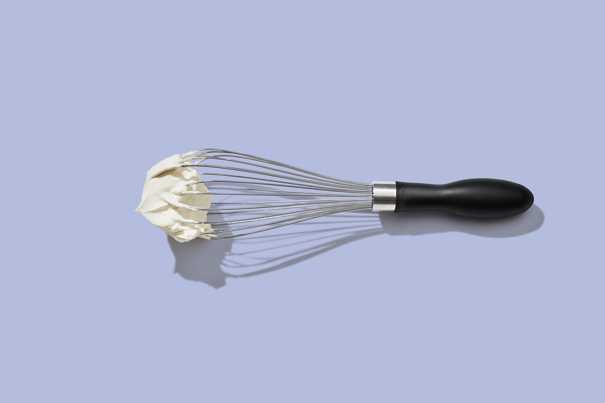 OXO garde met draadklopper en zwarte handgreep, RVS draden