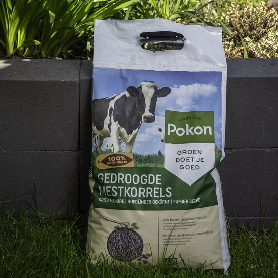 Pokon gedroogde mestkorrels zak, met handgreep en koe-opdruk