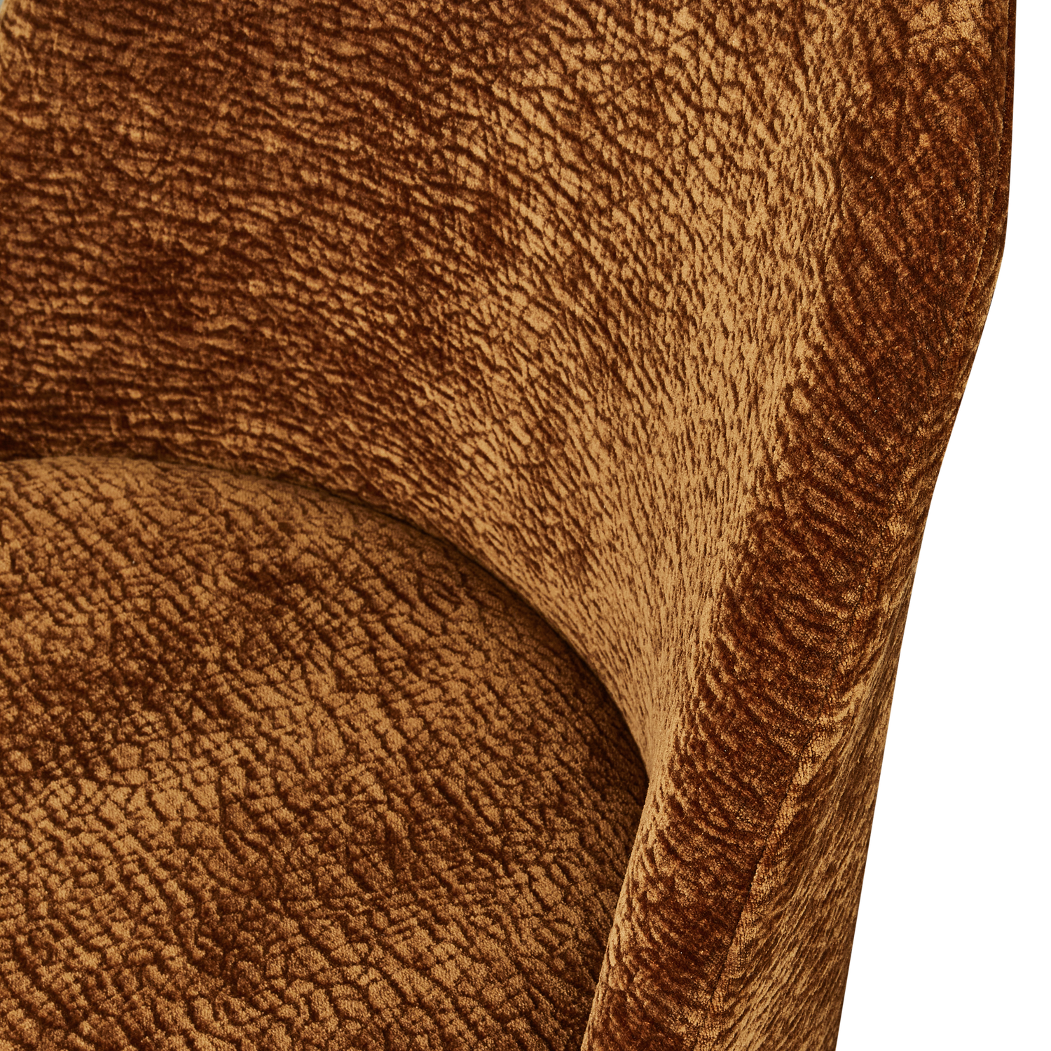 VOGUE EETKAMERSTOEL 3D CHENILLE MIDDENBRUIN CHROME POOT