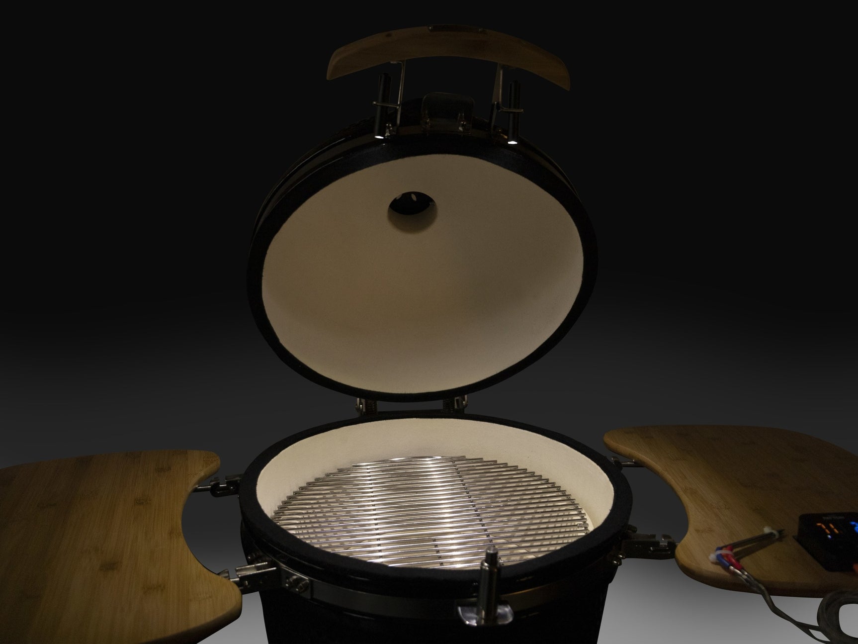 Kamado 16" Premium Black Keramische barbecue incl. Bluetooth kerntemperatuurmeter LED verlichting Medium Compleet Zwart