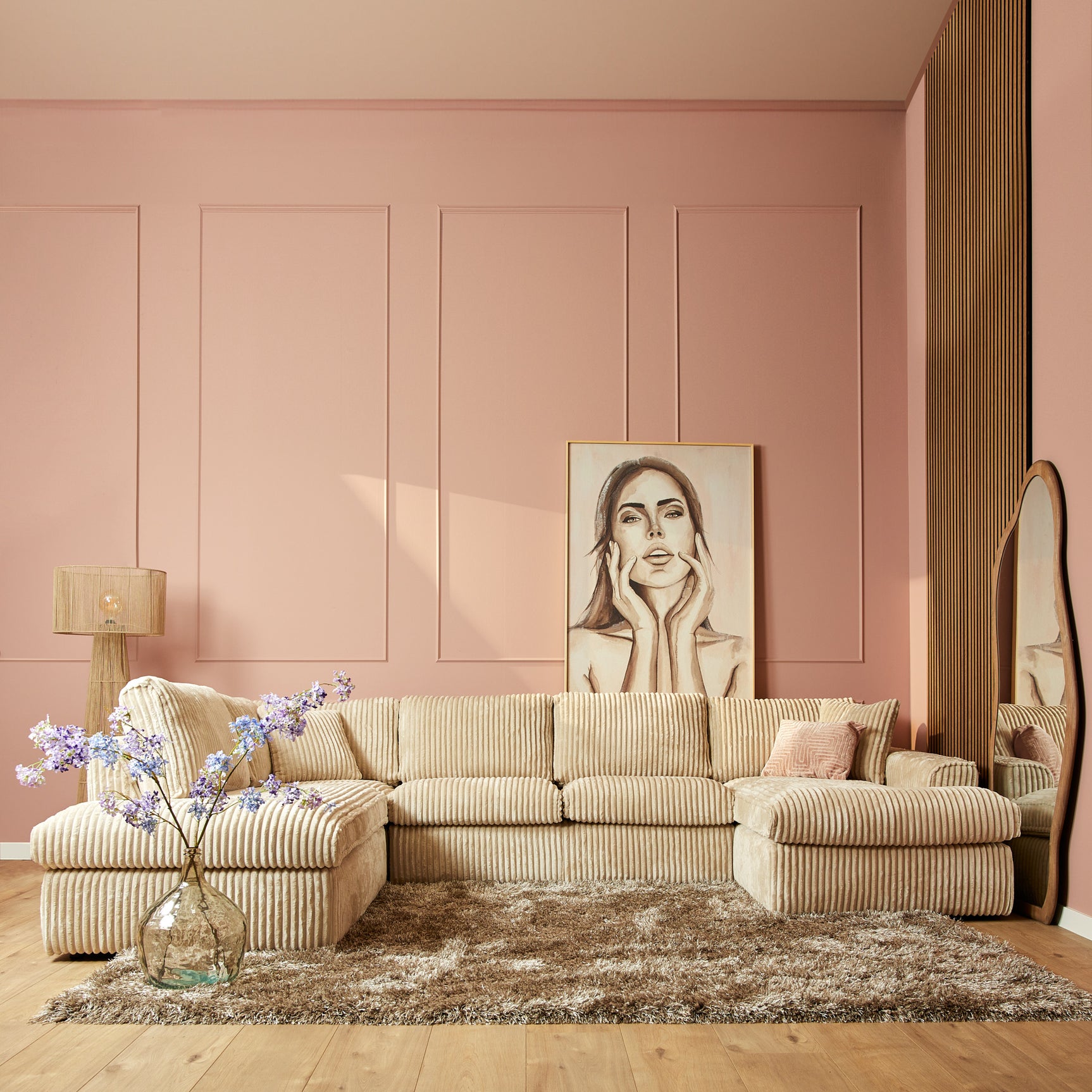 MySofa Teddy U-bank met beige geribde stof, brede armleuningen en zitkussens