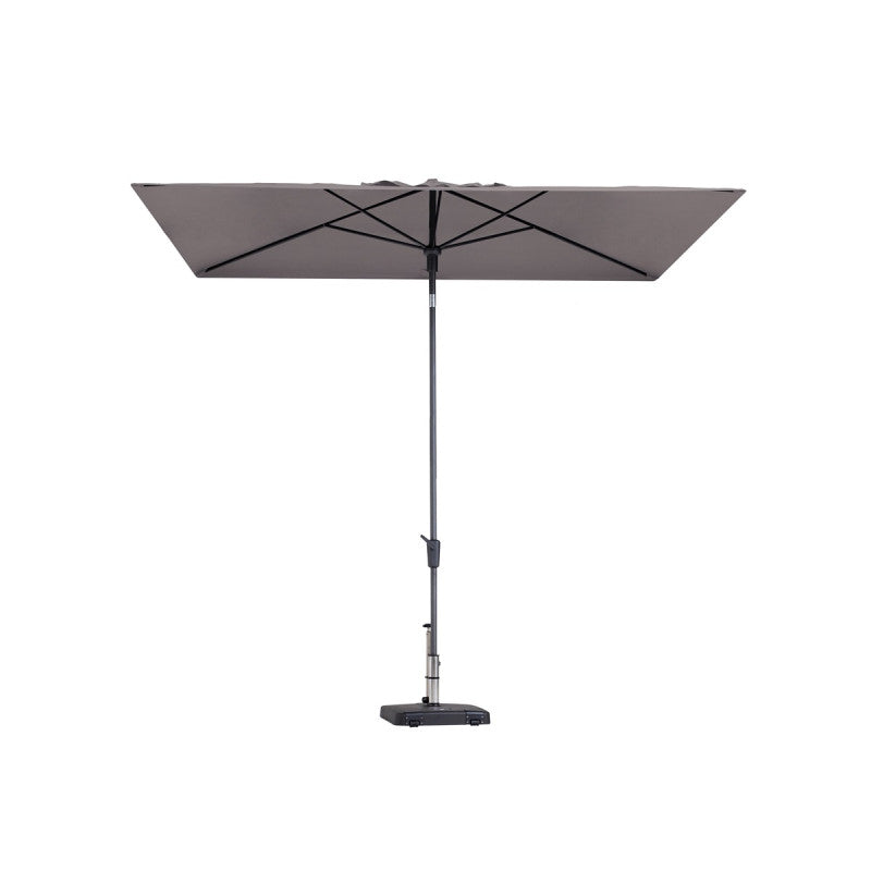 Taupekleurige zweefparasol met open dak en metalen middenpaal.