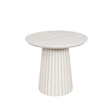Ronde salontafel van zandkleurig mangohout met geribbelde zuil, 50 cm breed