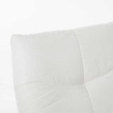 Relaxfauteuil Lazy lichtbeige armleuning met ronde overgang naar rug en zit.