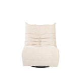 Beige relaxfauteuil frontaanzicht met hoge rug en afgeronde zijkanten