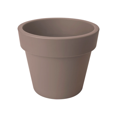 Elho plantenbak taupe, ronde pot met brede rand, zonder plantenvulling.