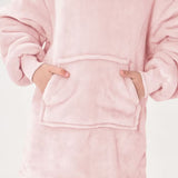 Roze kinderhoodie met grote voorzak